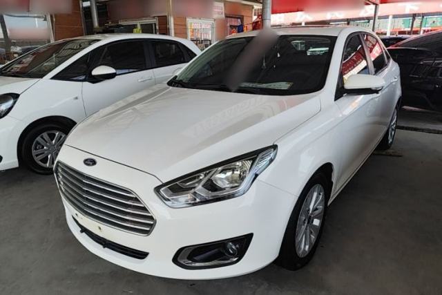 Used Ford Escort 2015 1.5L Manual Fashion Edition