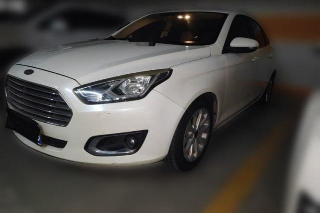 Used Ford Escort 2015 1.5L Manual Fashion Edition