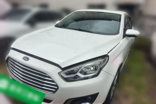 Used Ford Escort 2015 1.5L Automatic Fashion Model
