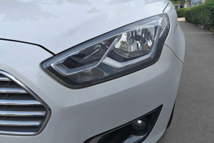 Used Ford Escort 2015 1.5L Automatic Fashion Model Left Front Headlight
