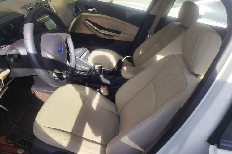 Used Ford Escort 2015 1.5L Automatic Comfort Edition Left Front Seat
