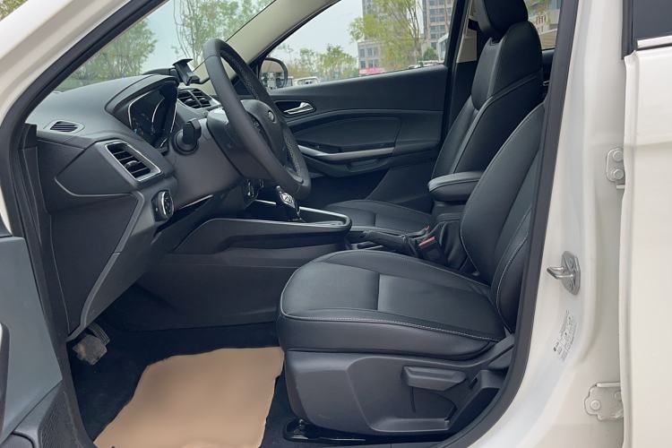 Used Ford Escort 2015 1.5L Automatic Fashion Model Left Front Seat