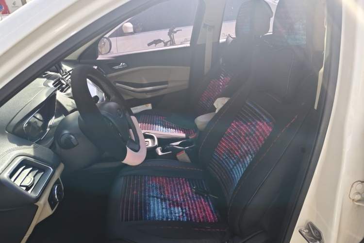 Used Ford Escort 2015 1.5L Automatic Fashion Model Left Front Seat
