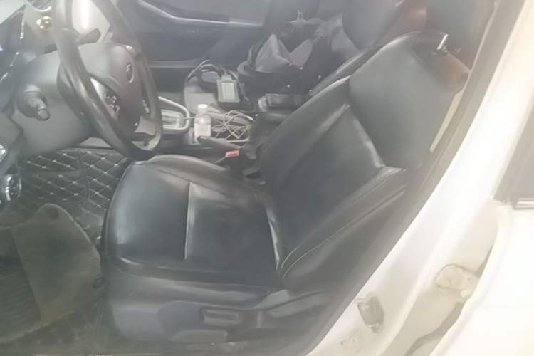 Used Ford Escort 2015 1.5L Automatic Fashion Model Left Front Seat
