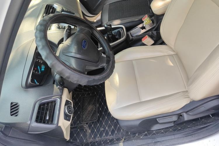 Used Ford Escort 2015 1.5L Manual Comfort Model Left Front Seat