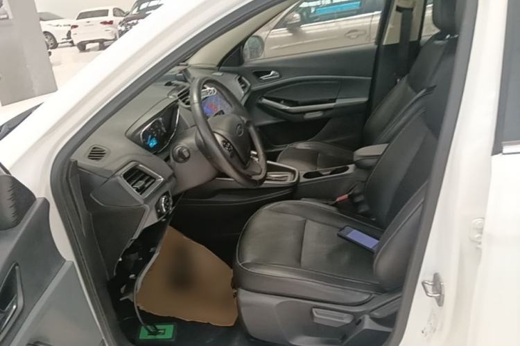 Used Ford Escort 2015 1.5L Automatic Fashion Model Left Front Seat