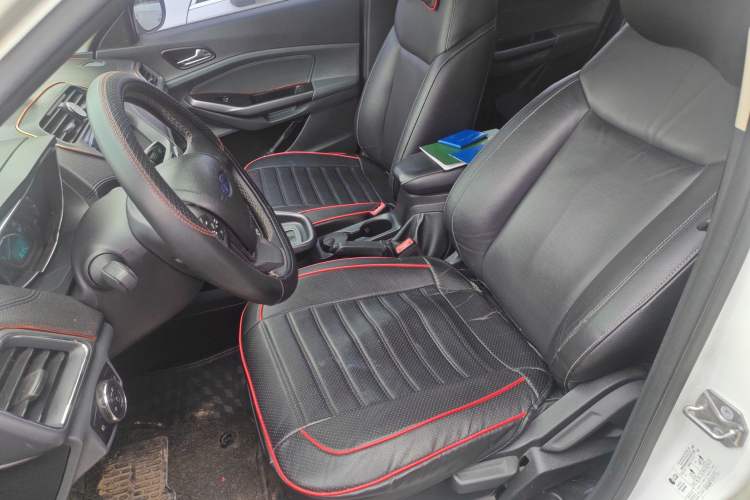 Used Ford Escort 2015 1.5L Automatic Fashion Model Left Front Seat