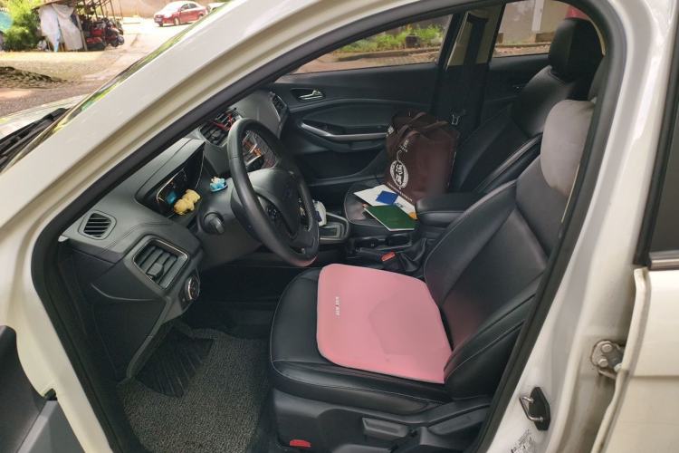 Used Ford Escort 2015 1.5L Automatic Fashion Model Left Front Seat
