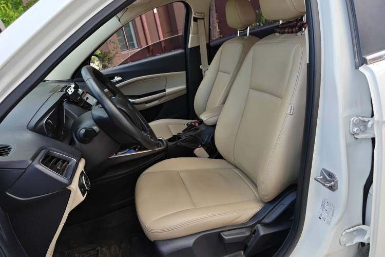 Used Ford Escort 2015 1.5L Manual Comfort Model Left Front Seat