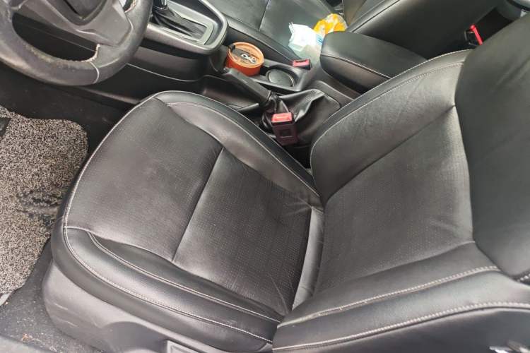 Used Ford Escort 2015 1.5L Automatic Fashion Model Left Front Seat