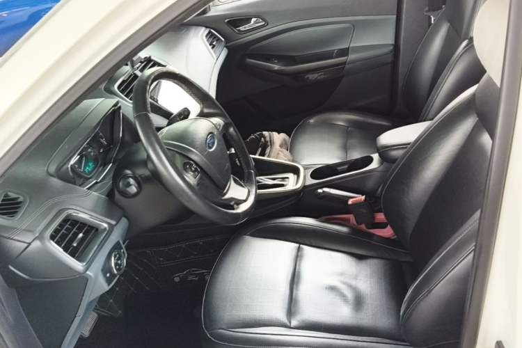 Used Ford Escort 2015 1.5L Automatic Fashion Model Left Front Seat
