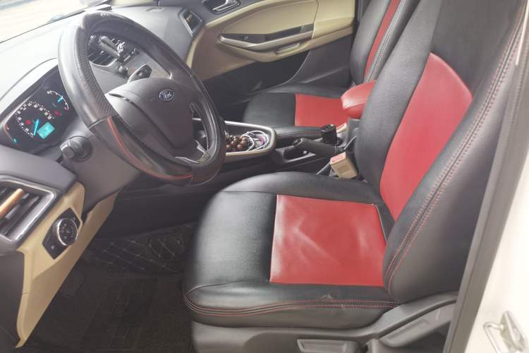 Used Ford Escort 2015 1.5L Automatic Comfort Edition Left Front Seat