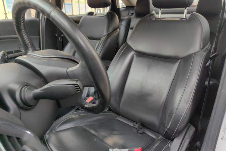 Used Ford Escort 2015 1.5L Automatic Fashion Model Left Front Seat