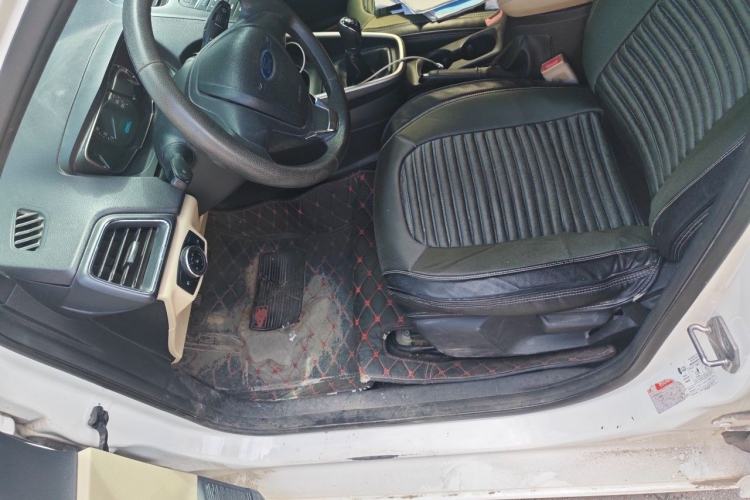 Used Ford Escort 2015 1.5L Manual Comfort Model Left Front Seat