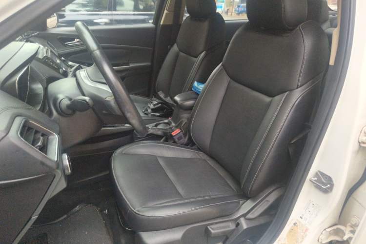 Used Ford Escort 2015 1.5L Automatic Fashion Model Left Front Seat
