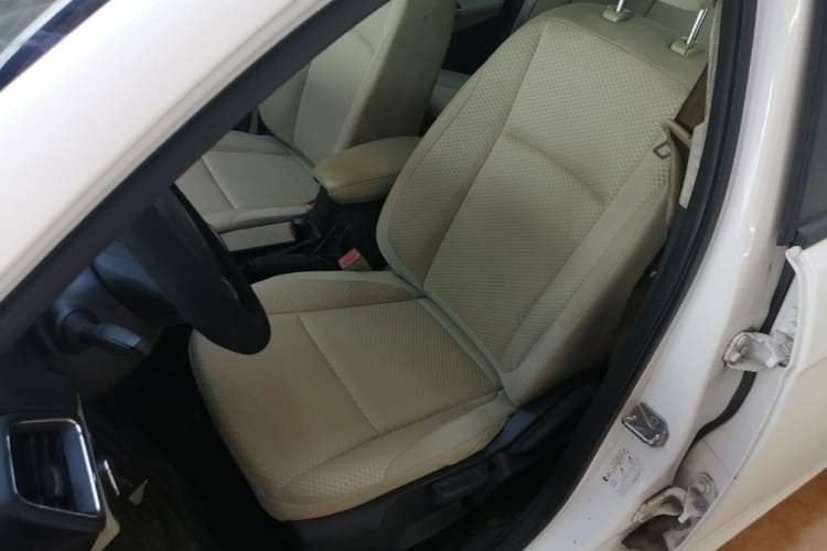 Used Ford Escort 2015 1.5L Automatic Comfort Edition Left Front Seat