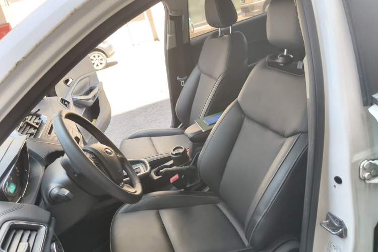 Used Ford Escort 2015 1.5L Automatic Fashion Model Left Front Seat