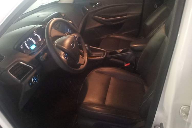 Used Ford Escort 2015 1.5L Automatic Fashion Model Left Front Seat