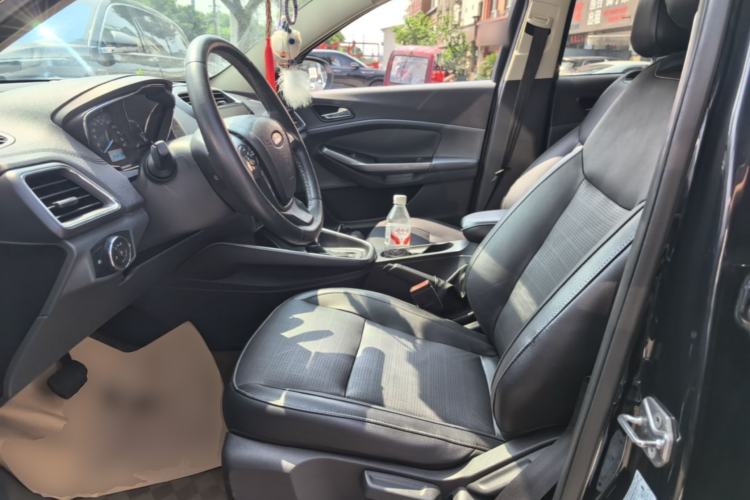 Used Ford Escort 2015 1.5L Automatic Fashion Model Left Front Seat