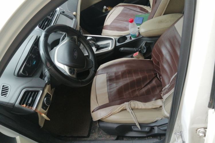 Used Ford Escort 2015 1.5L Automatic Fashion Model Left Front Seat