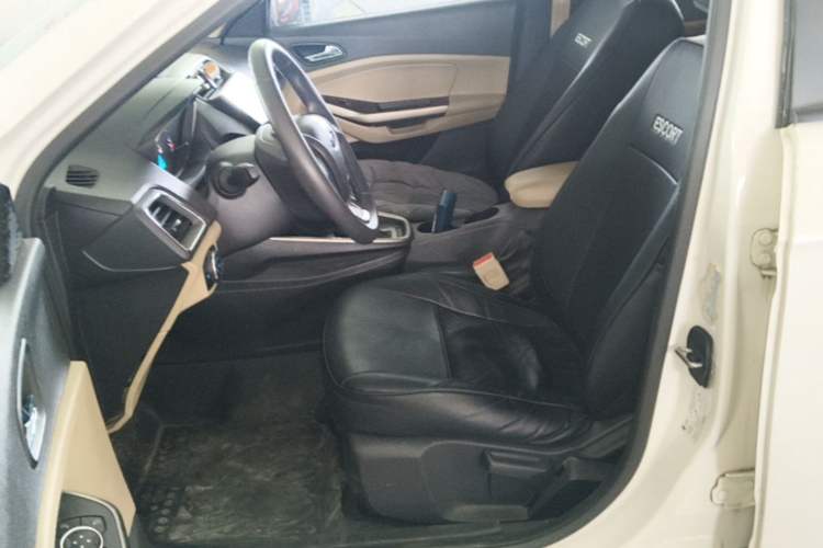 Used Ford Escort 2015 1.5L Automatic Comfort Edition Left Front Seat
