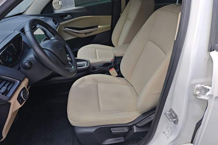 Used Ford Escort 2015 1.5L Automatic Comfort Edition Left Front Seat