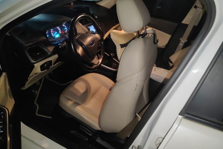 Used Ford Escort 2015 1.5L Manual Fashion Edition Left Front Seat