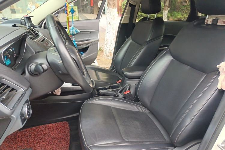 Used Ford Escort 2015 1.5L Automatic Fashion Model Left Front Seat