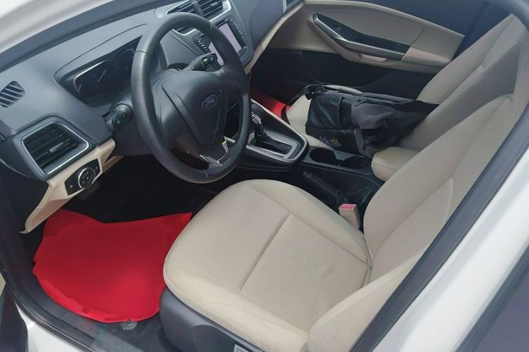 Used Ford Escort 2015 1.5L Automatic Comfort Edition Left Front Seat