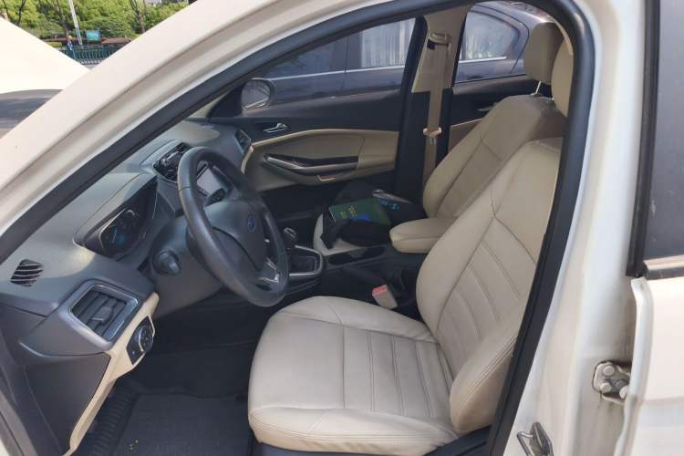 Used Ford Escort 2015 1.5L Manual Comfort Model Left Front Seat