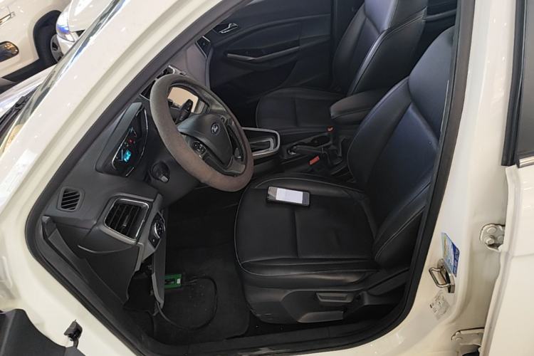 Used Ford Escort 2015 1.5L Automatic Fashion Model Left Front Seat
