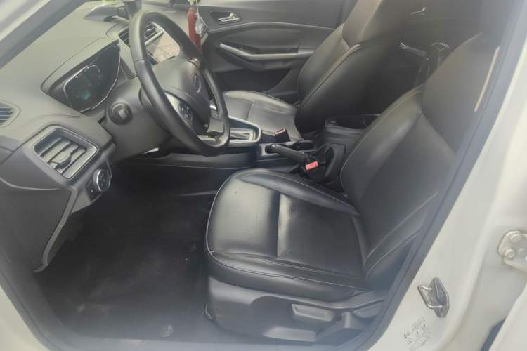Used Ford Escort 2015 1.5L Automatic Fashion Model Left Front Seat