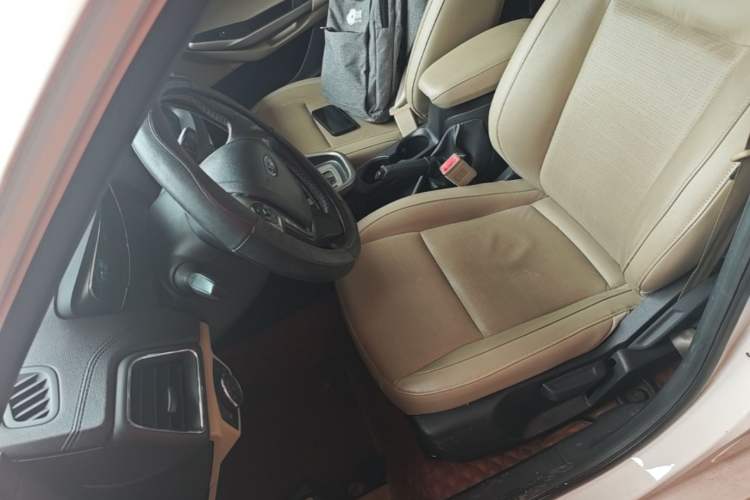 Used Ford Escort 2015 1.5L Automatic Fashion Model Left Front Seat