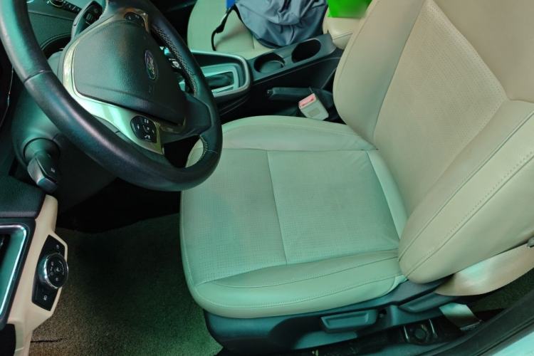 Used Ford Escort 2015 1.5L Automatic Fashion Model Left Front Seat