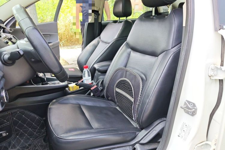Used Ford Escort 2015 1.5L Automatic Fashion Model Left Front Seat