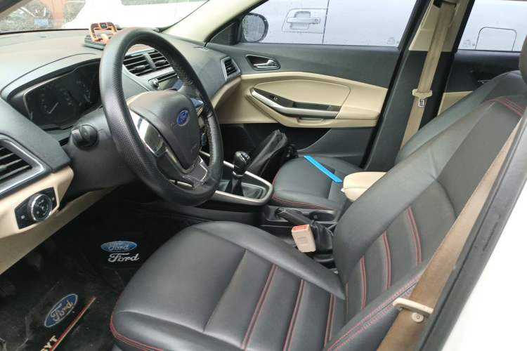 Used Ford Escort 2015 1.5L Manual Comfort Model Left Front Seat