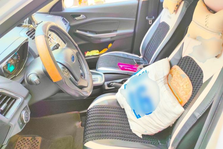 Used Ford Escort 2015 1.5L Automatic Fashion Model Left Front Seat