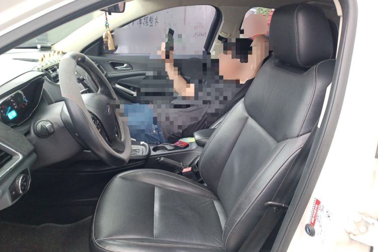 Used Ford Escort 2015 1.5L Automatic Fashion Model Left Front Seat