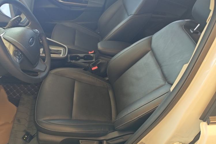 Used Ford Escort 2015 1.5L Automatic Fashion Model Left Front Seat