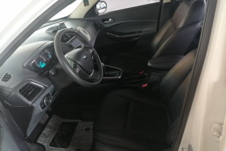 Used Ford Escort 2015 1.5L Automatic Fashion Model Left Front Seat