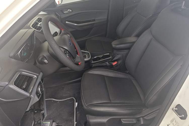 Used Ford Escort 2015 1.5L Automatic Fashion Model Left Front Seat