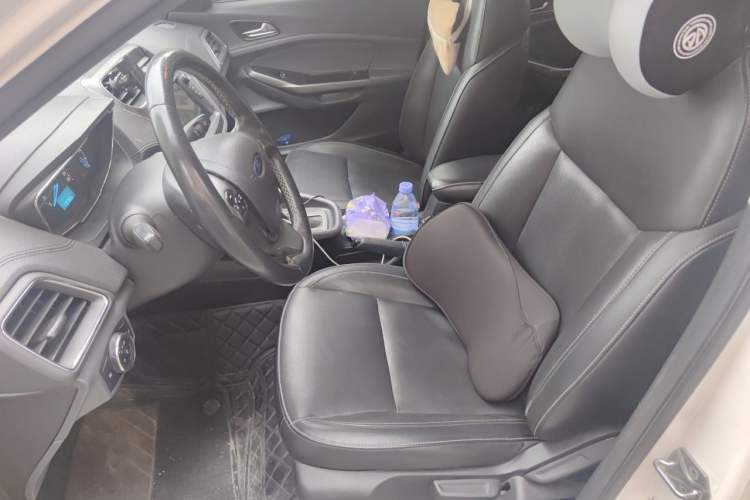 Used Ford Escort 2015 1.5L Automatic Fashion Model Left Front Seat