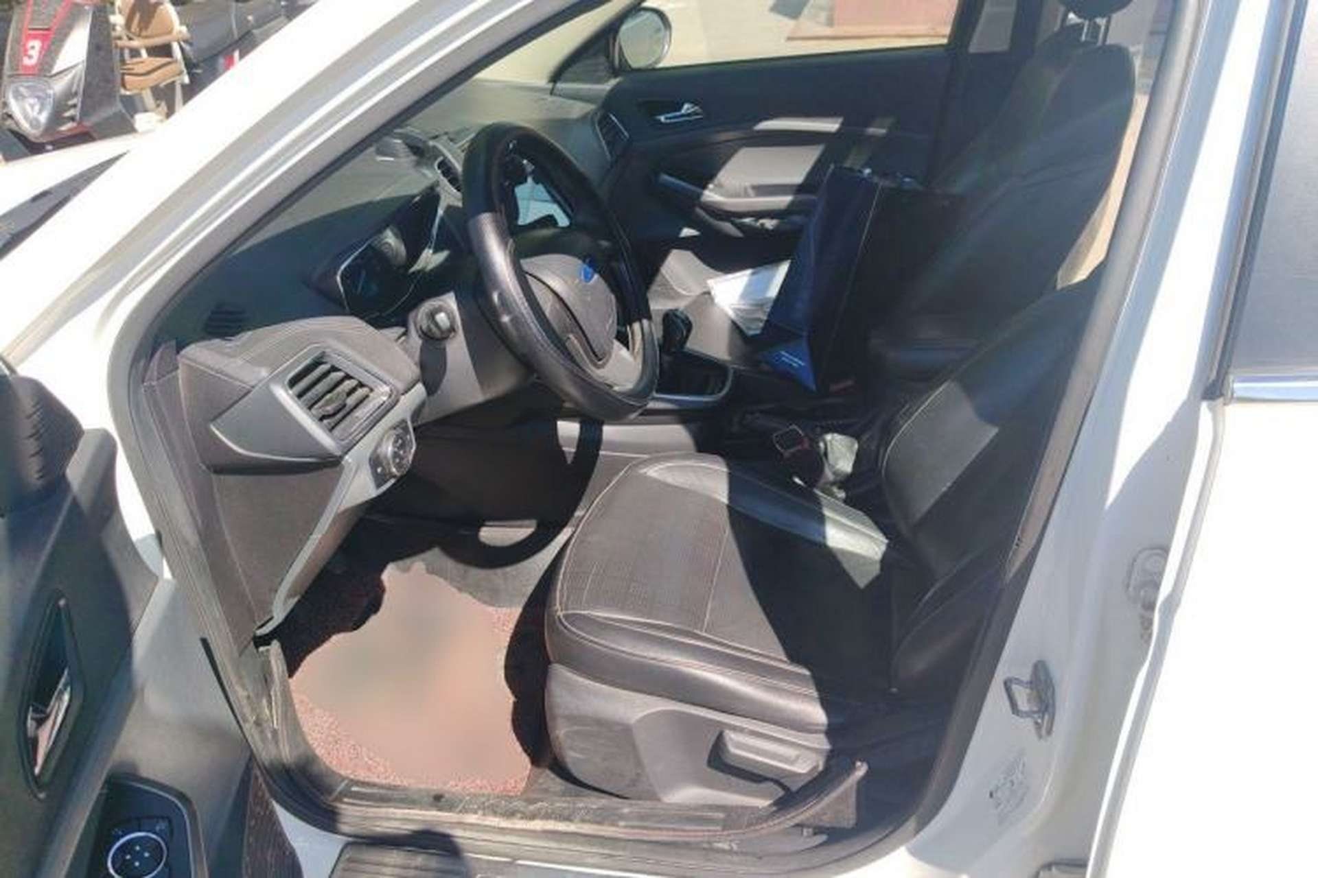 Used Ford Escort 2015 1.5L Manual Fashion Edition Left Front Seat