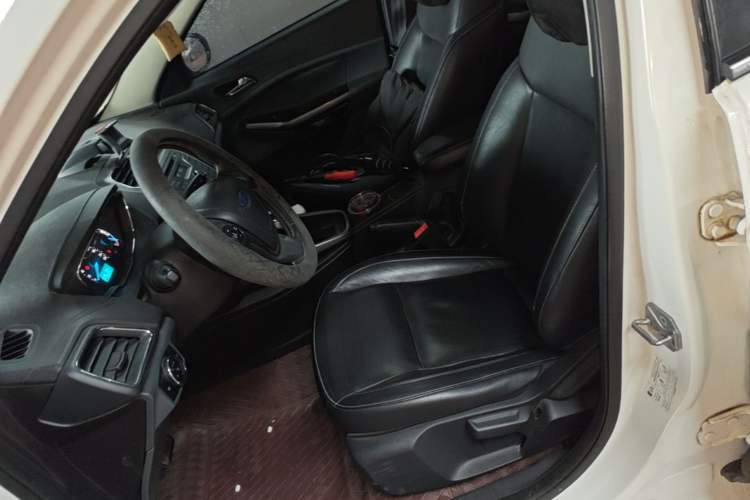 Used Ford Escort 2015 1.5L Automatic Fashion Model Left Front Seat