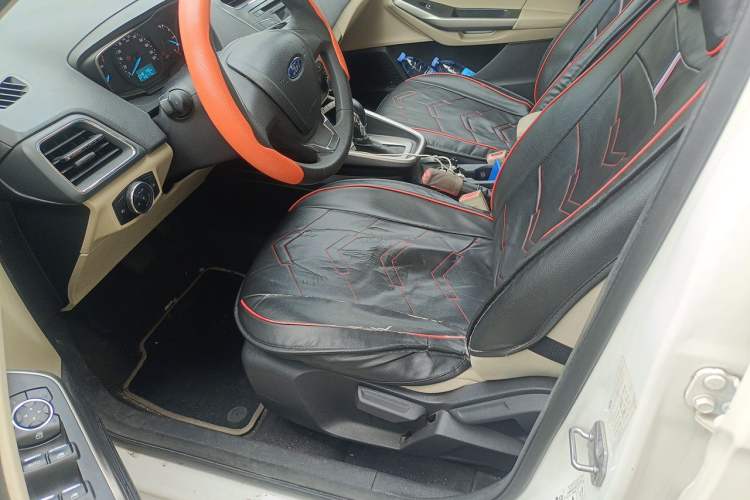 Used Ford Escort 2015 1.5L Automatic Comfort Edition Left Front Seat