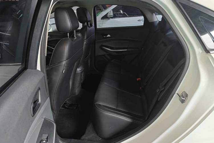 Used Ford Escort 2015 1.5L Automatic Fashion Model Left Rear Seat