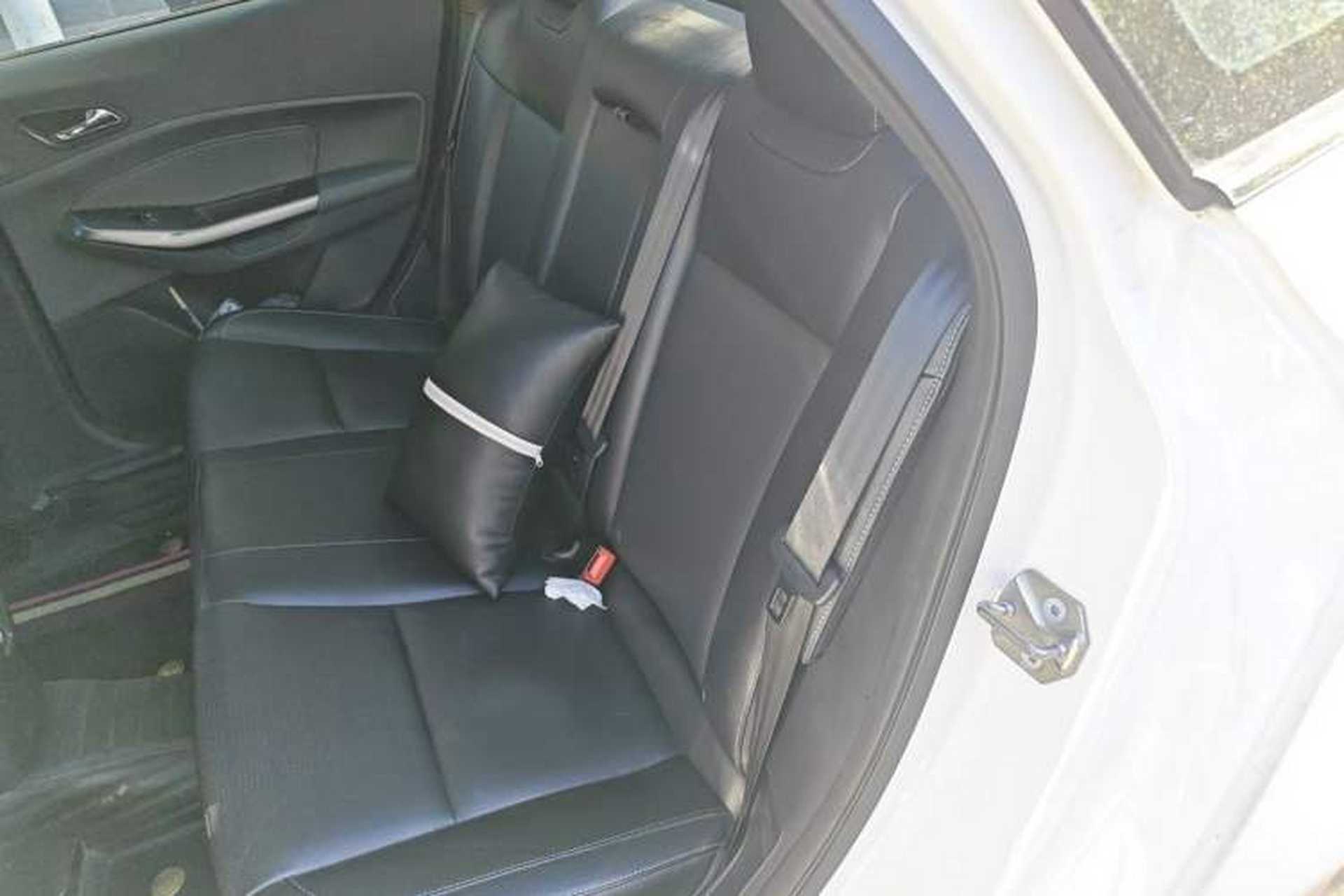 Used Ford Escort 2015 1.5L Automatic Fashion Model Left Rear Seat