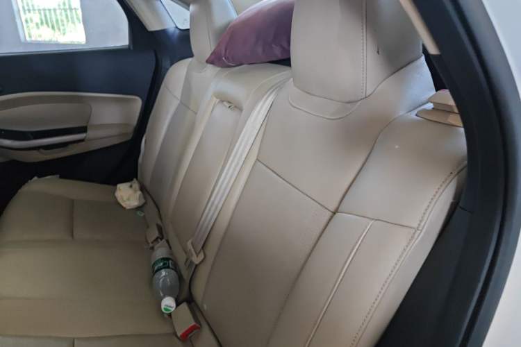 Used Ford Escort 2015 1.5L Automatic Fashion Model Left Rear Seat