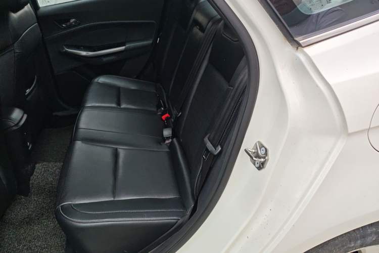 Used Ford Escort 2015 1.5L Automatic Fashion Model Left Rear Seat