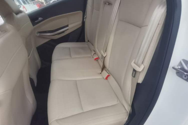 Used Ford Escort 2015 1.5L Automatic Fashion Model Left Rear Seat